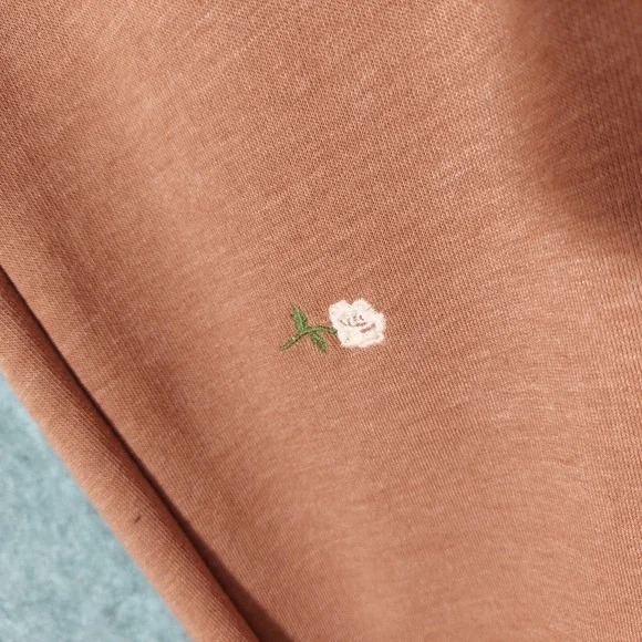 Old Navy Joggers S Tall Sweatpants Embroidery Floral Cottage Core Boho Festival - Picture 4 of 16